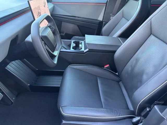 2025 Tesla Cybertruck - Image 12 of 15