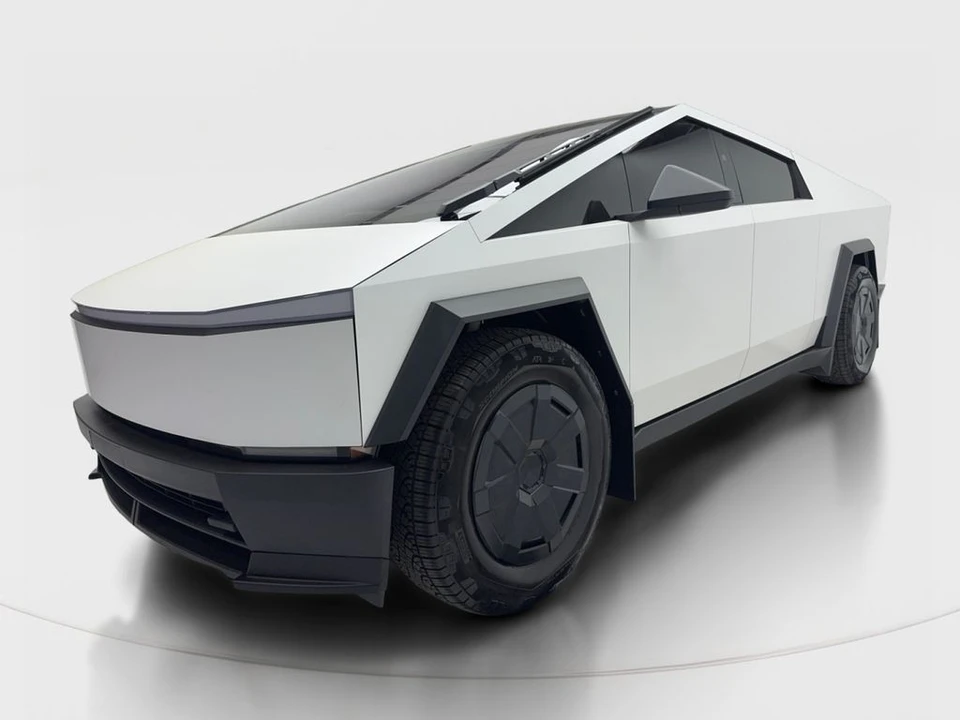 2025 Tesla Cybertruck - Image 6 of 21