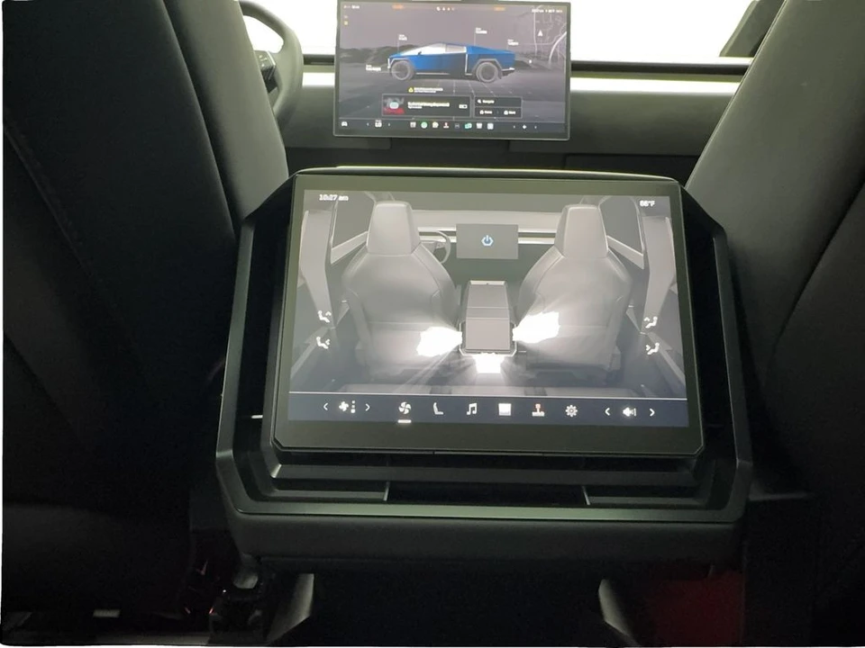 2025 Tesla Cybertruck - Image 12 of 21