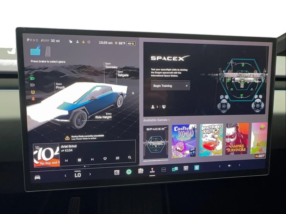 2025 Tesla Cybertruck - Image 20 of 21