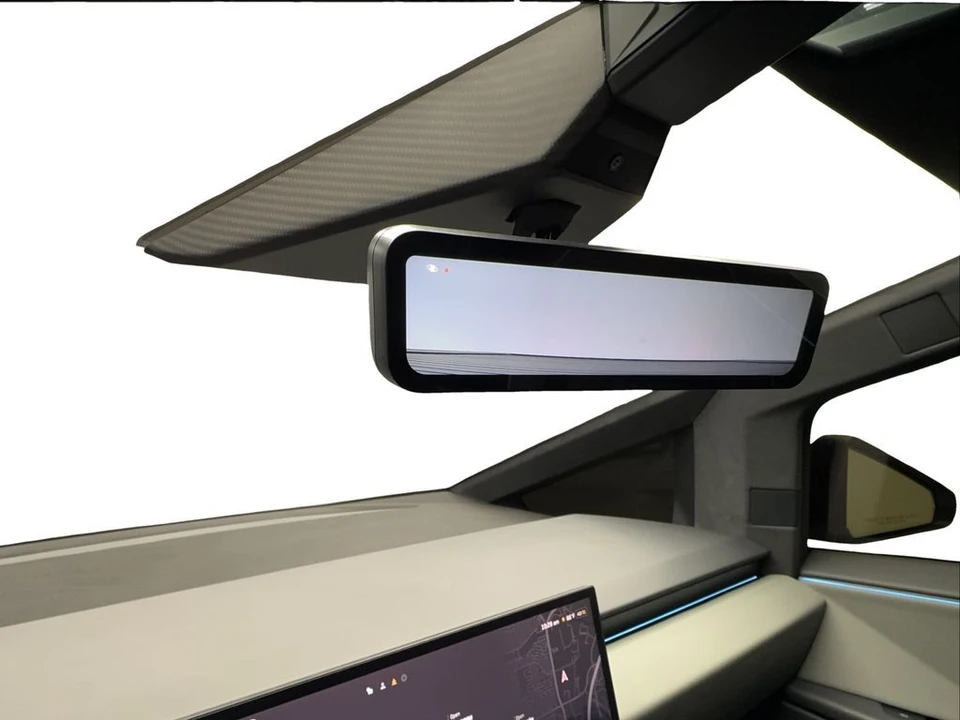 2025 Tesla Cybertruck - Image 14 of 21