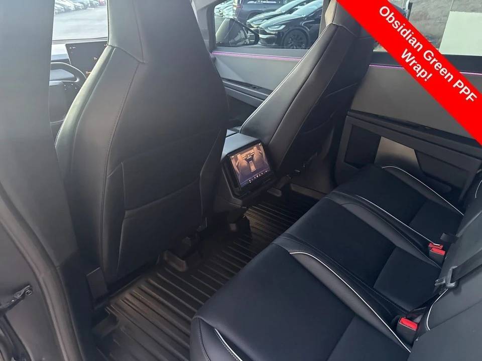 2025 Tesla Cybertruck - Image 15 of 21