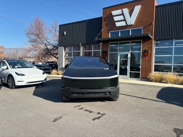 2025 Tesla Cybertruck - Image 3 of 21