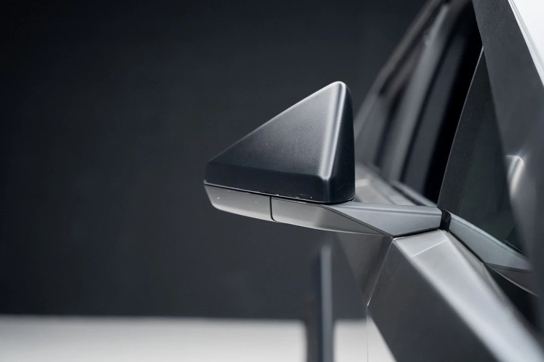 2025 Tesla Cybertruck - Image 12 of 21