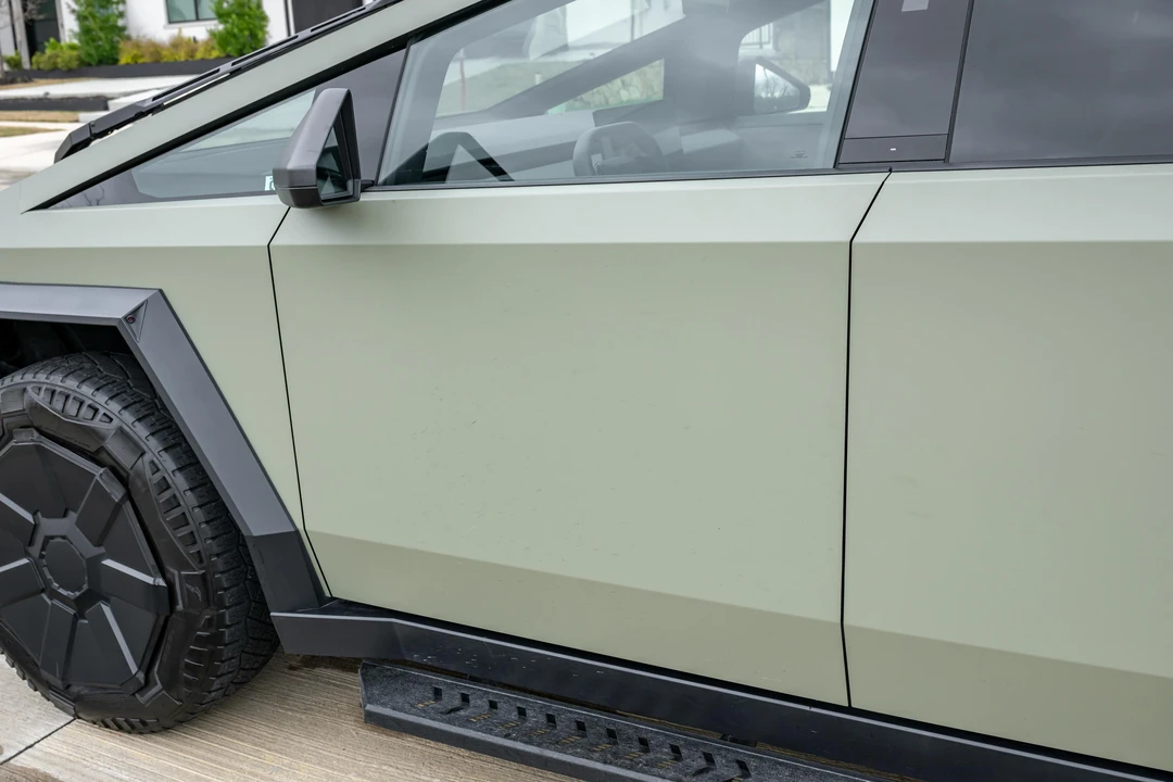 2025 Tesla Cybertruck - Image 20 of 31