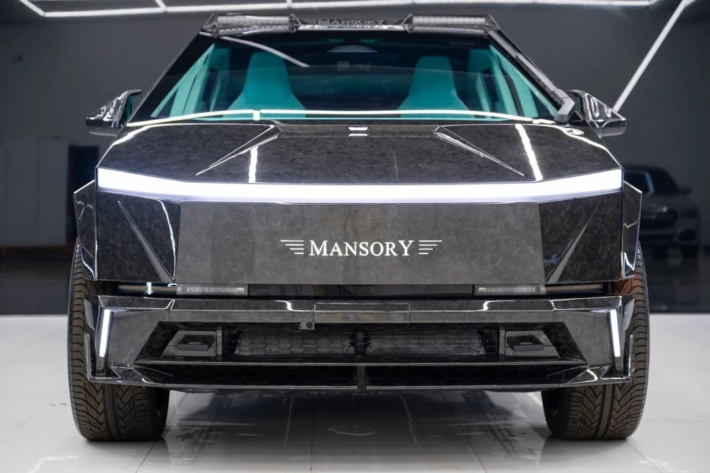 2025 Tesla Cybertruck - Image 2 of 21