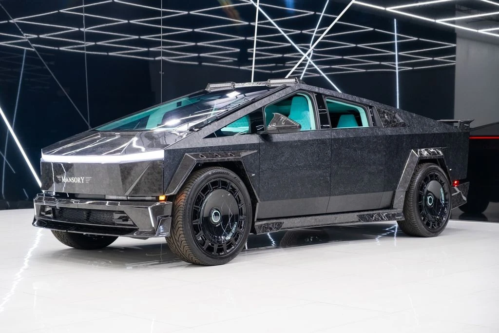 2025 Tesla Cybertruck - Image 3 of 21