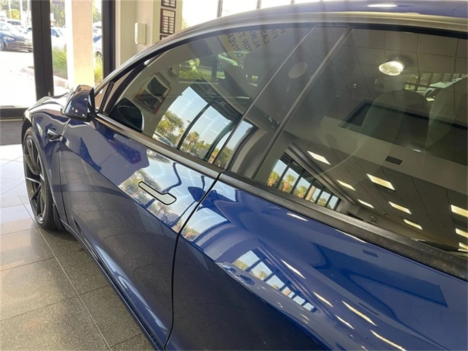 2025 Tesla Model 3 - Image 13 of 31