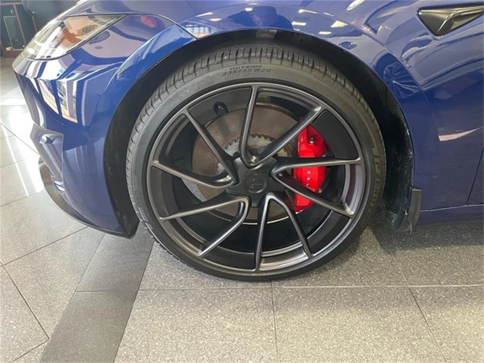 2025 Tesla Model 3 - Image 20 of 31