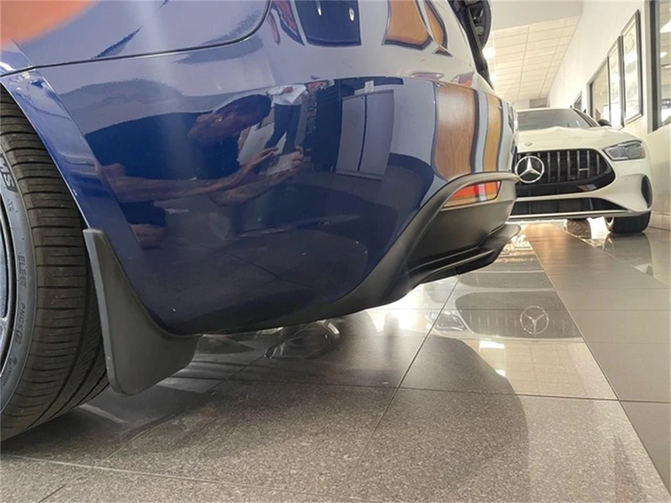 2025 Tesla Model 3 - Image 16 of 31