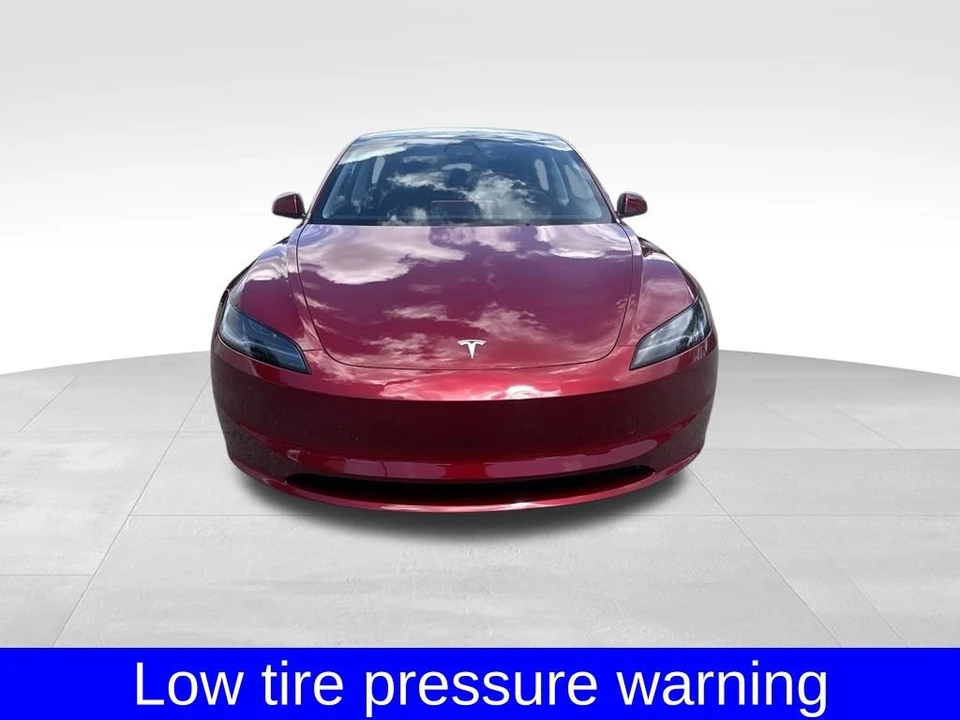 2025 Tesla Model 3 - Image 8 of 12