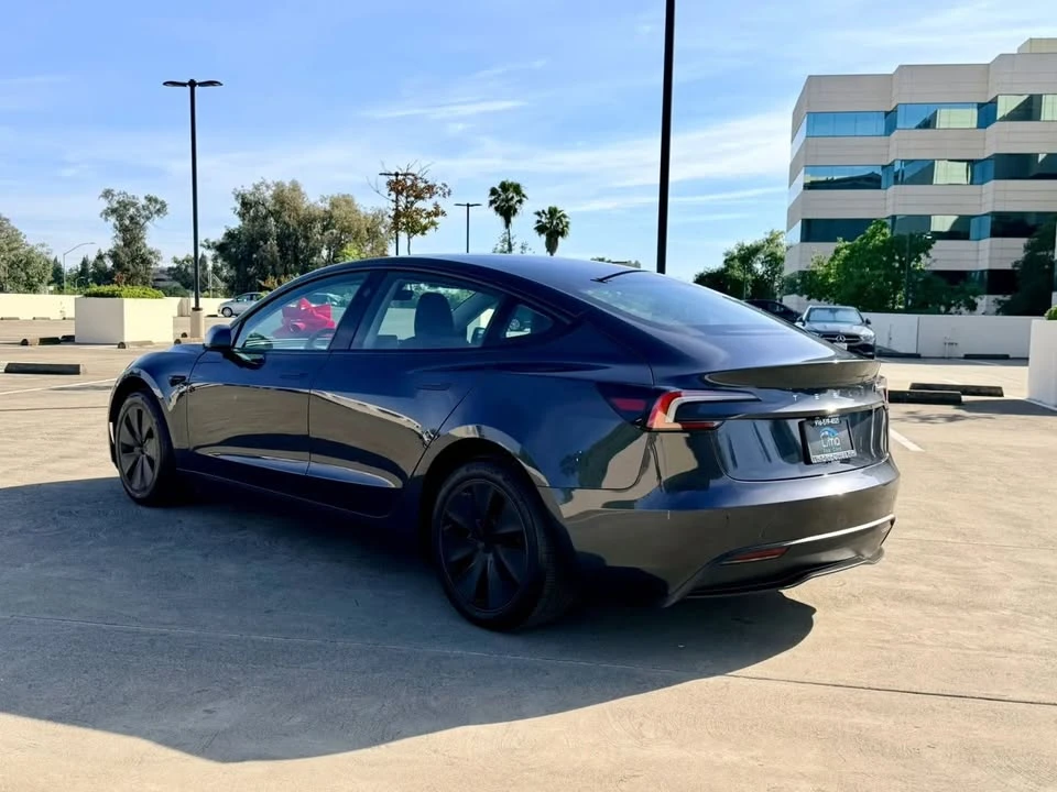 2025 Tesla Model 3 - Image 5 of 20