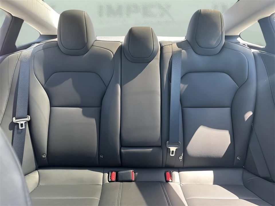2025 Tesla Model 3 - Image 12 of 12