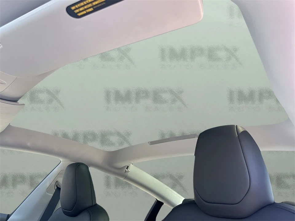 2025 Tesla Model 3 - Image 11 of 12