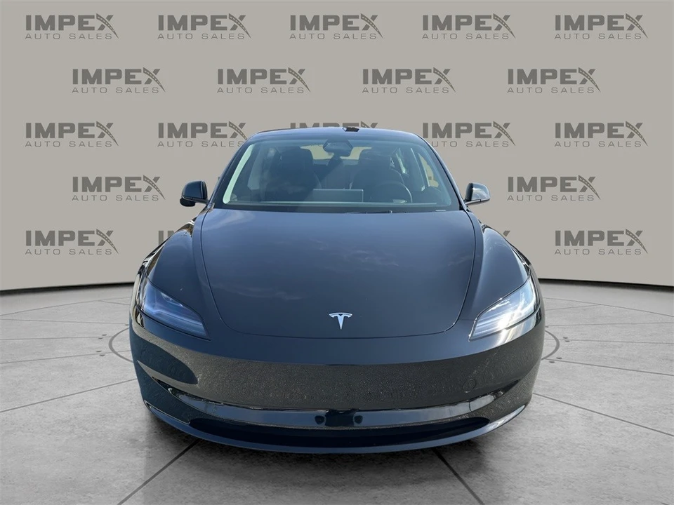 2025 Tesla Model 3 - Image 8 of 12