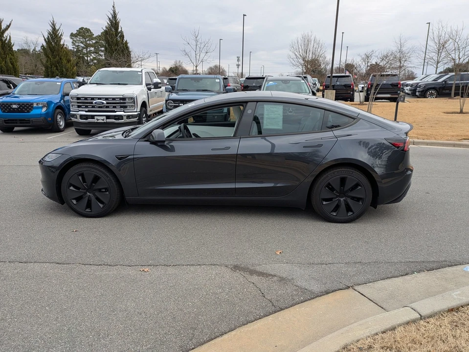 2025 Tesla Model 3 - Image 7 of 12