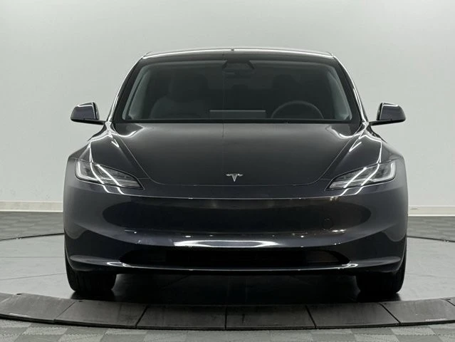 2025 Tesla Model 3 - Image 3 of 12