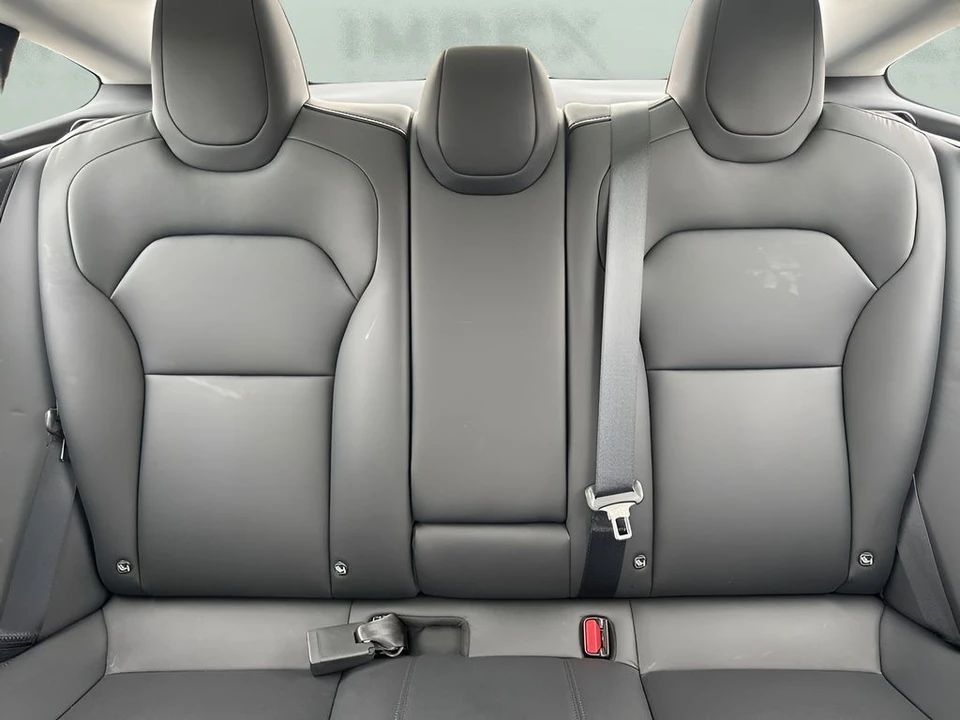 2025 Tesla Model 3 - Image 12 of 21
