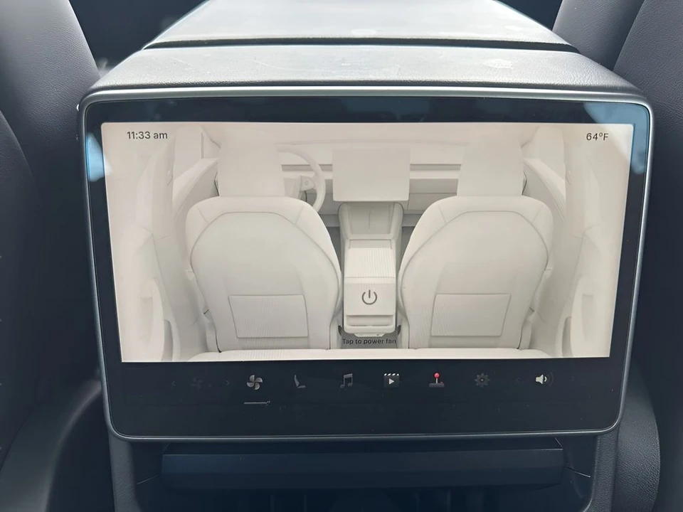2025 Tesla Model 3 - Image 13 of 21