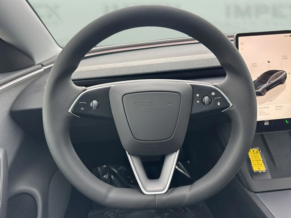 2025 Tesla Model 3 - Image 16 of 21
