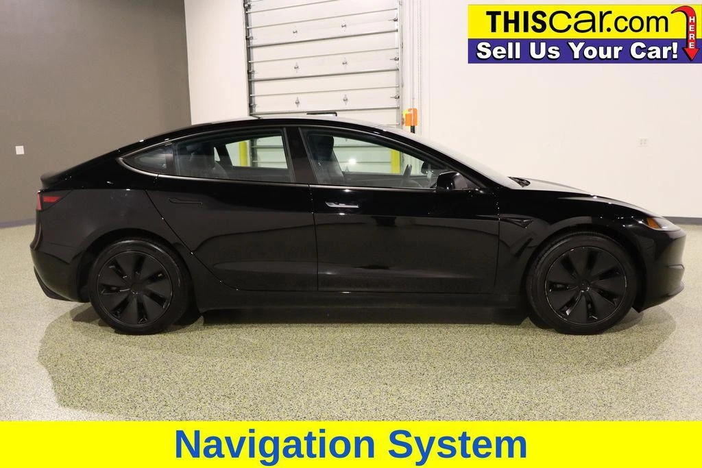 2025 Tesla Model 3 - Image 10 of 12