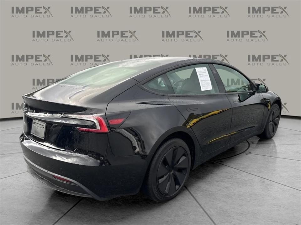 2025 Tesla Model 3 - Image 5 of 12