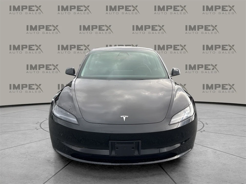 2025 Tesla Model 3 - Image 8 of 12