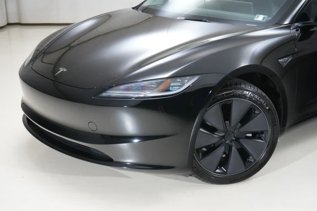 2025 Tesla Model 3 - Image 6 of 21