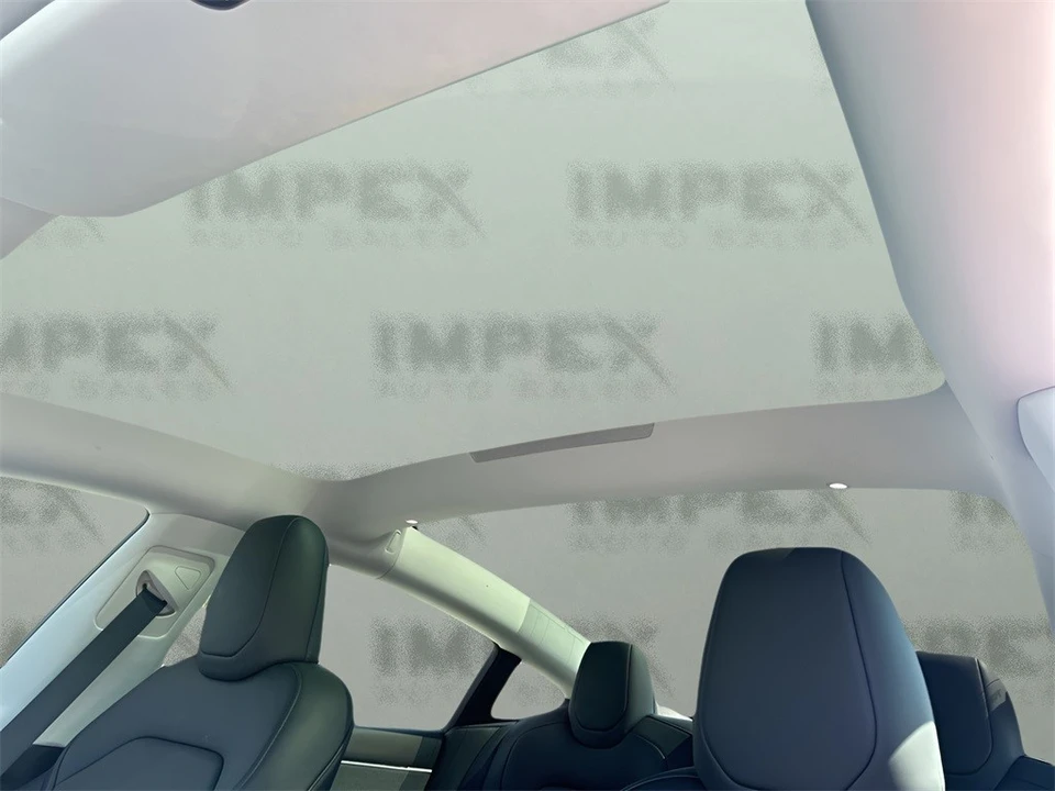 2025 Tesla Model 3 - Image 11 of 12