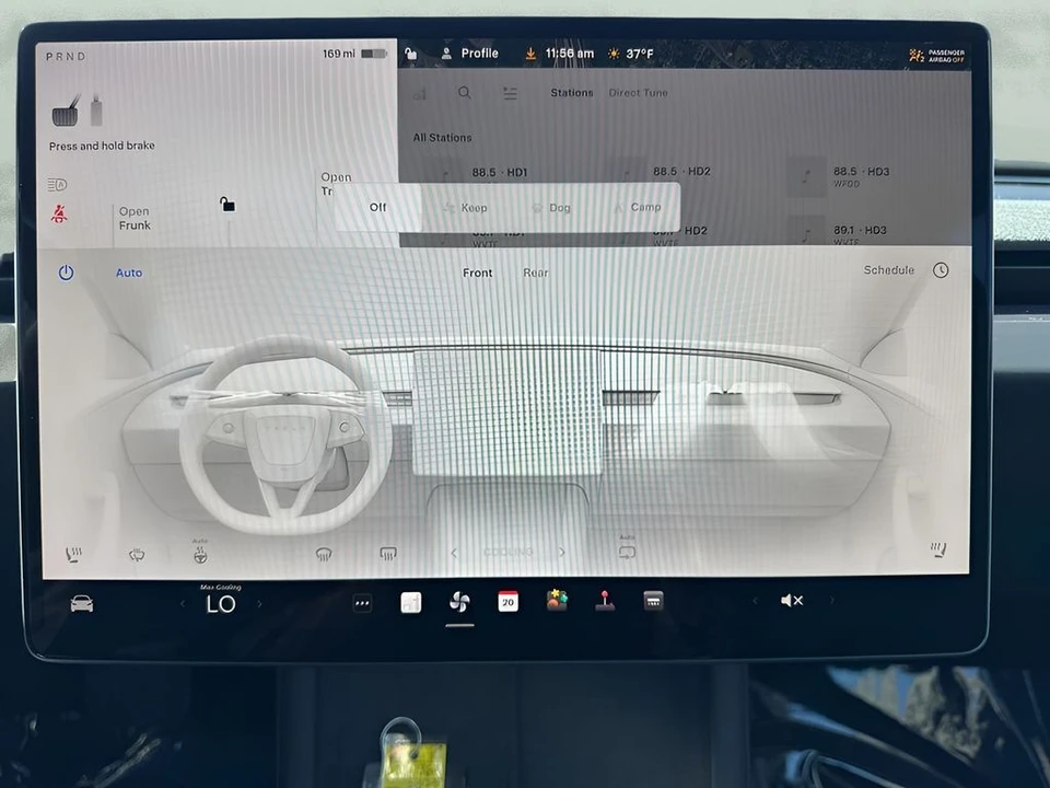 2025 Tesla Model 3 - Image 20 of 21