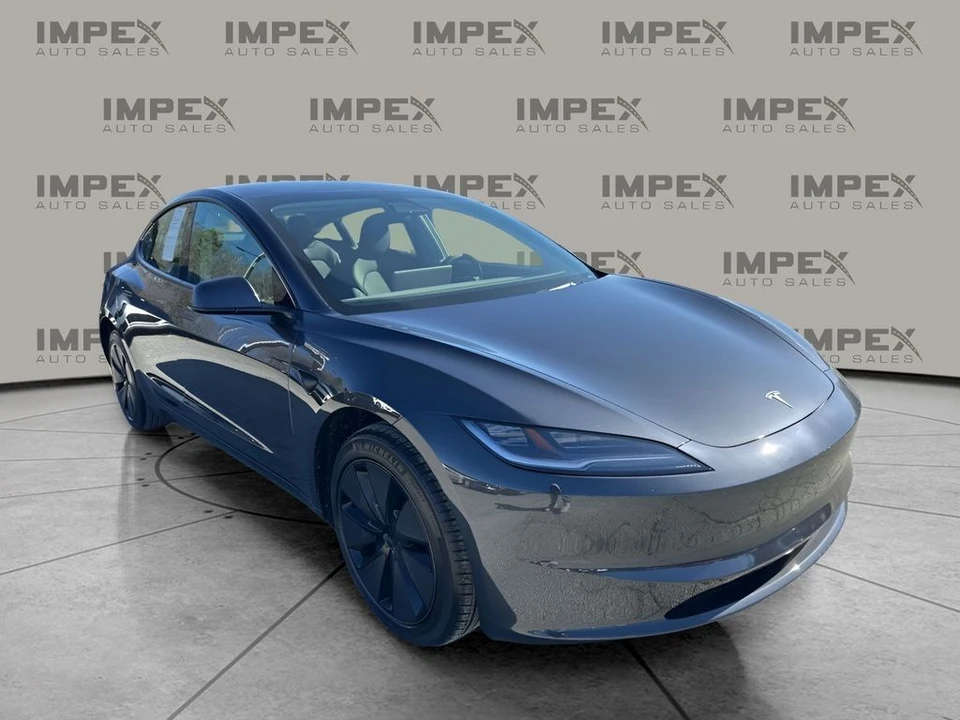 2025 Tesla Model 3 - Image 7 of 12