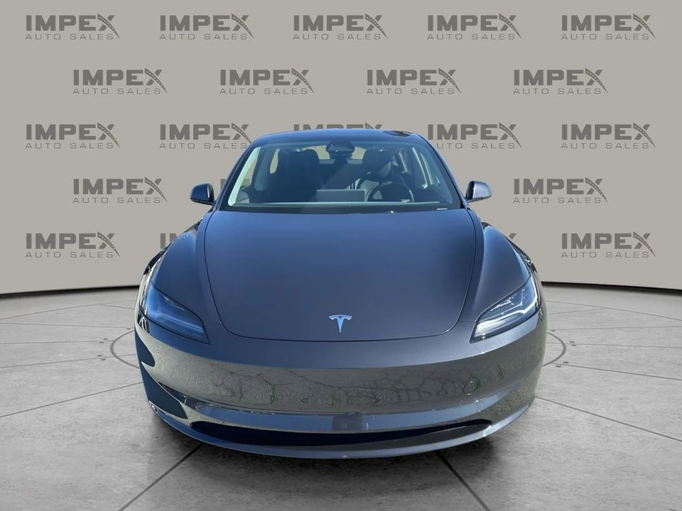 2025 Tesla Model 3 - Image 8 of 12