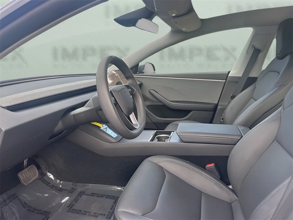 2025 Tesla Model 3 - Image 9 of 12