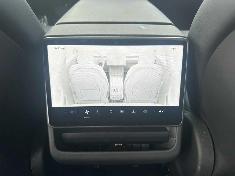 2025 Tesla Model 3 - Image 13 of 21