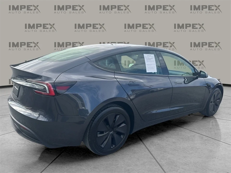 2025 Tesla Model 3 - Image 5 of 12