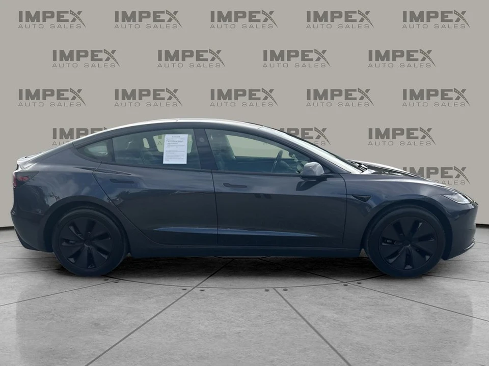 2025 Tesla Model 3 - Image 6 of 12