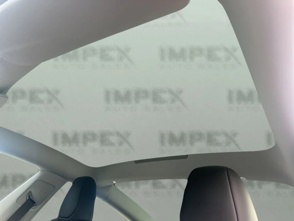 2025 Tesla Model 3 - Image 11 of 12