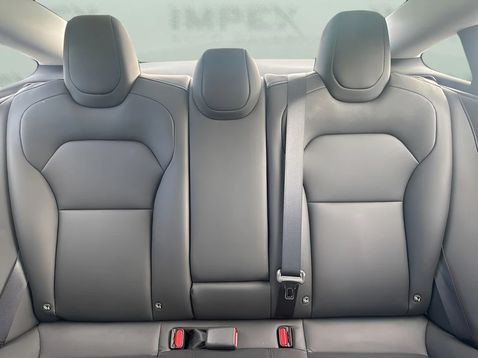 2025 Tesla Model 3 - Image 12 of 12