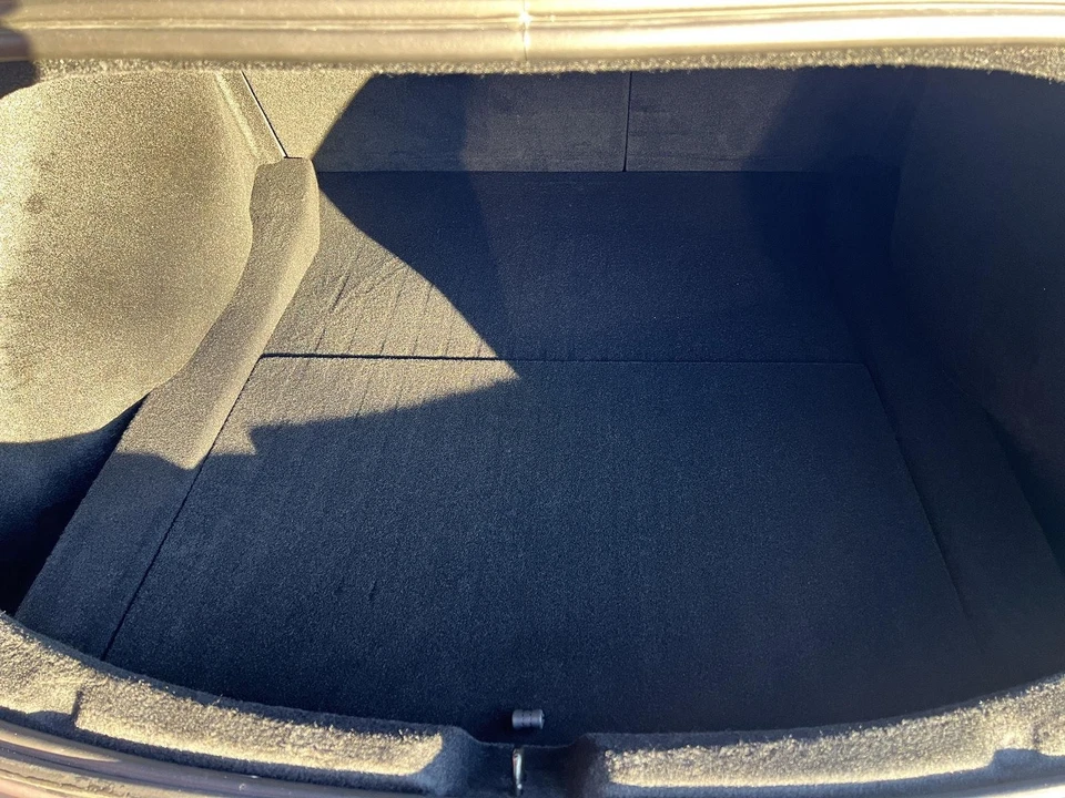 2025 Tesla Model 3 - Image 6 of 17