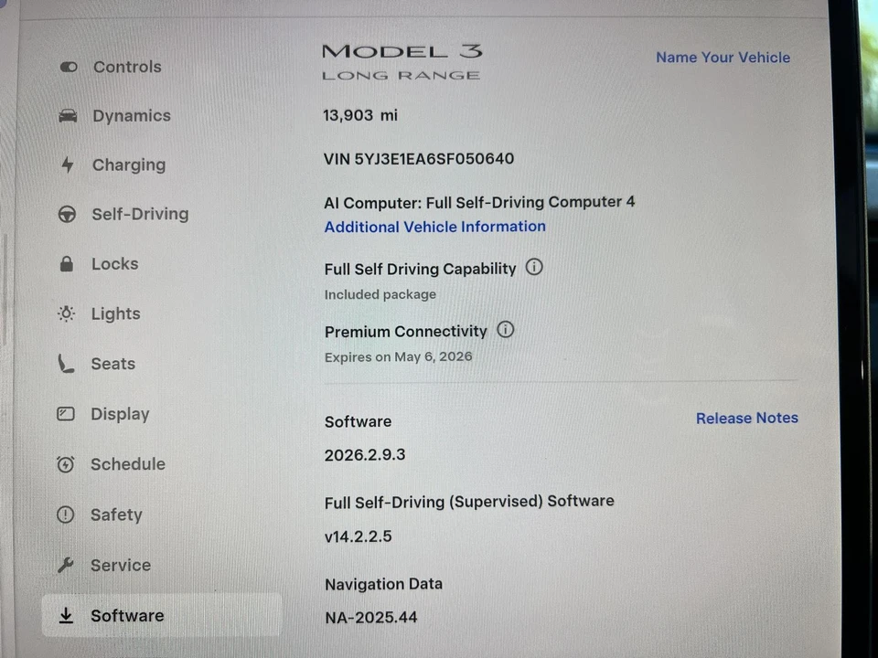 2025 Tesla Model 3 - Image 16 of 17