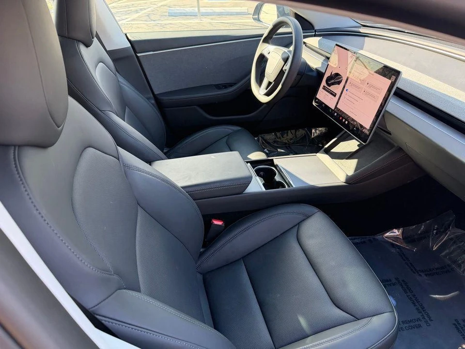 2025 Tesla Model 3 - Image 20 of 21