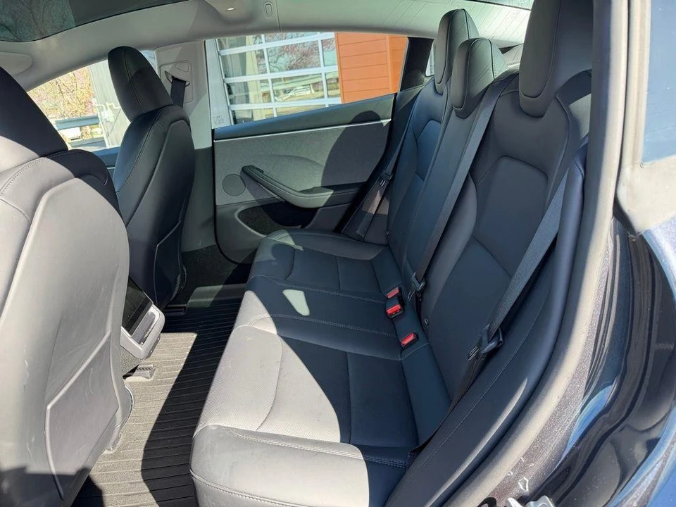 2025 Tesla Model 3 - Image 13 of 21