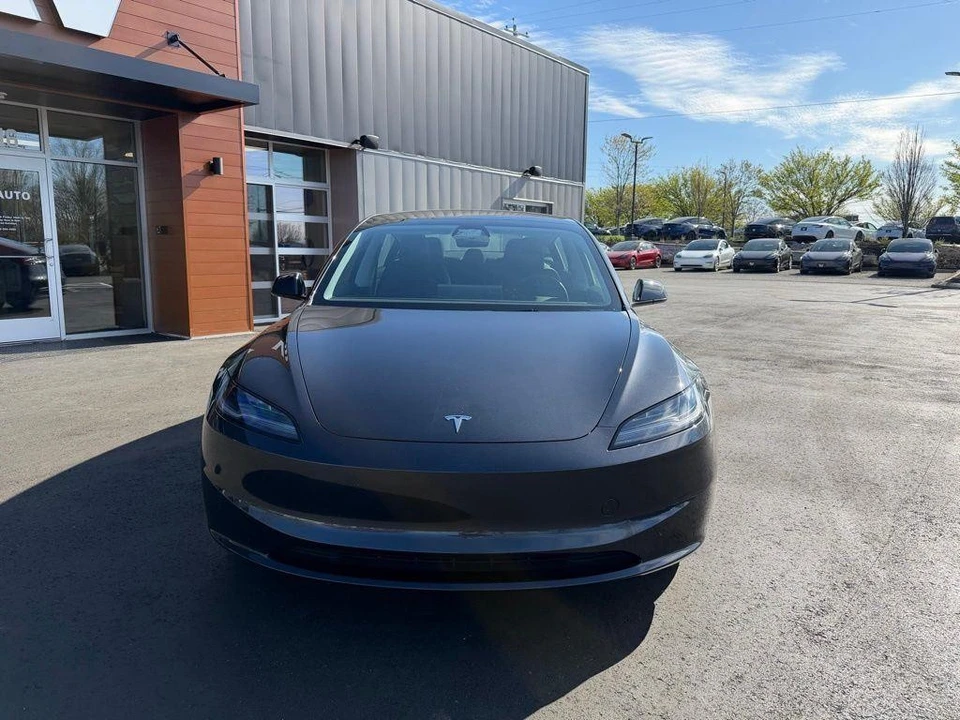 2025 Tesla Model 3 - Image 2 of 21