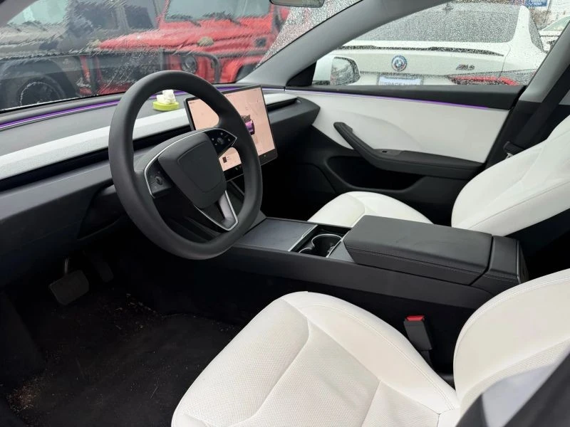 2025 Tesla Model 3 - Image 3 of 4
