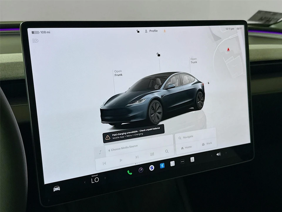 2025 Tesla Model 3 - Image 7 of 18