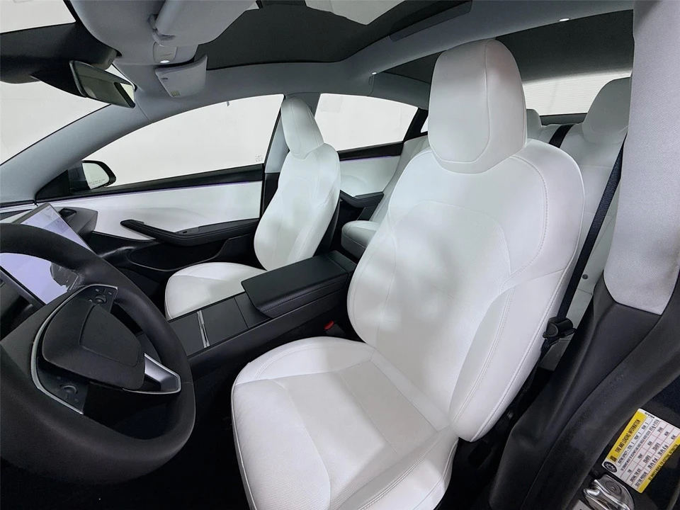 2025 Tesla Model 3 - Image 2 of 18