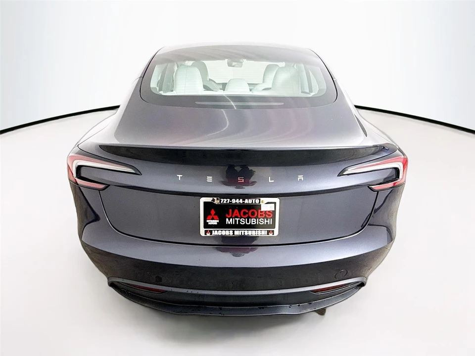 2025 Tesla Model 3 - Image 11 of 18