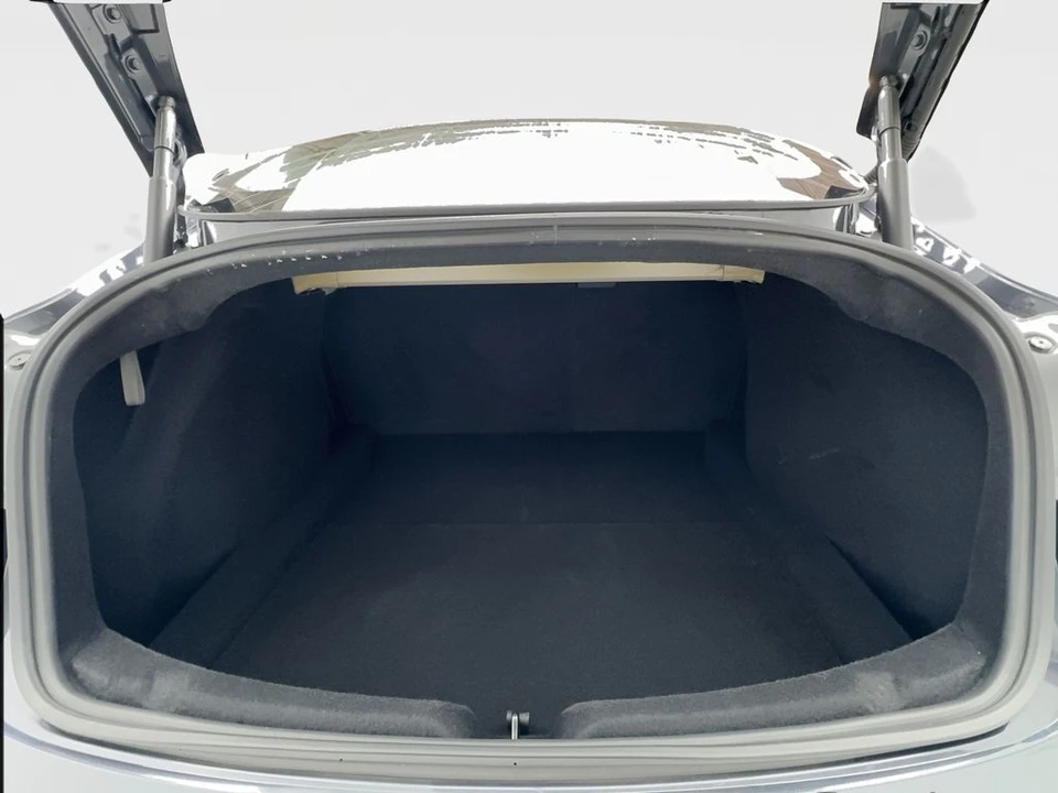 2025 Tesla Model 3 - Image 16 of 21