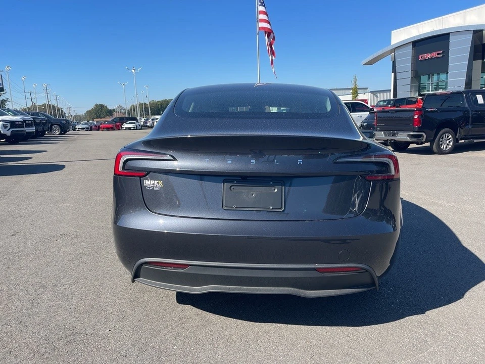2025 Tesla Model 3 - Image 4 of 12