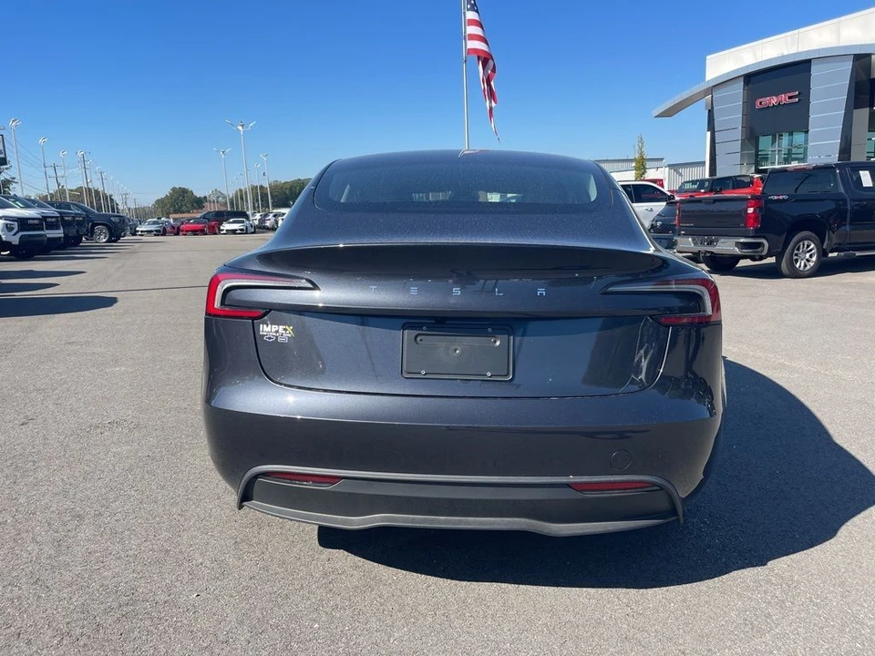2025 Tesla Model 3 - Image 4 of 12